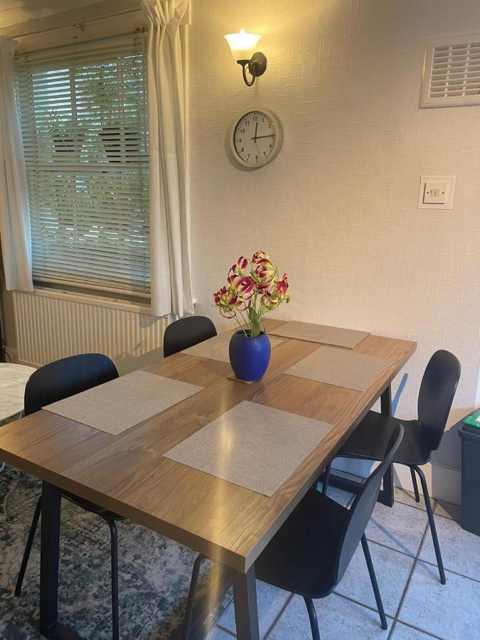 Inviting You To Your Home From Home 10 Minutes From Stratford Westfield London Ngoại thất bức ảnh